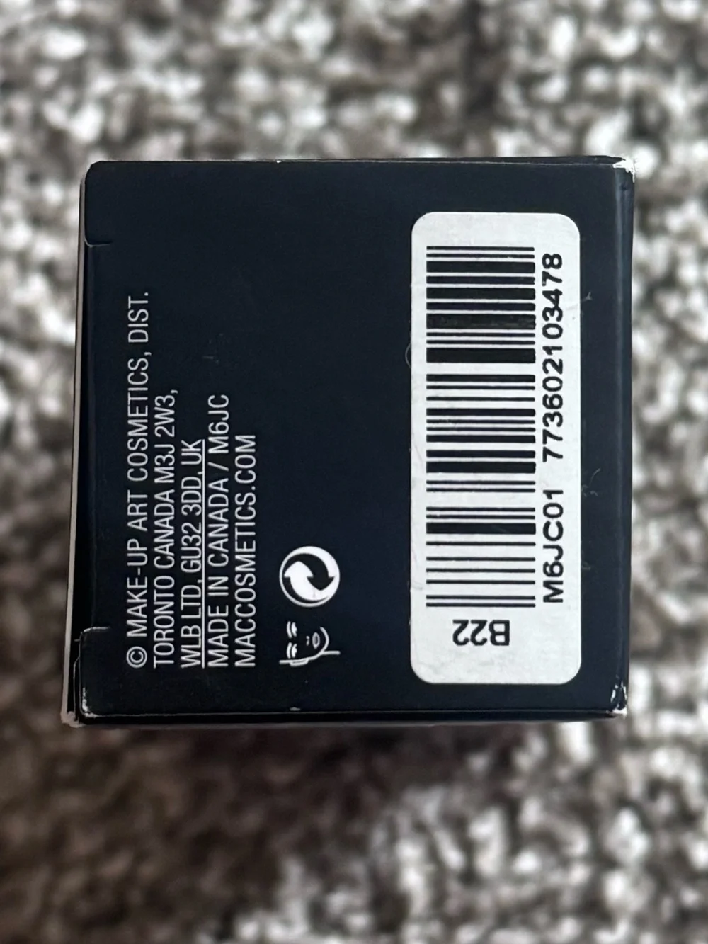NIB - MAC Cosmetics Studio Fix Fluid Foundation NC15 - Original Formula